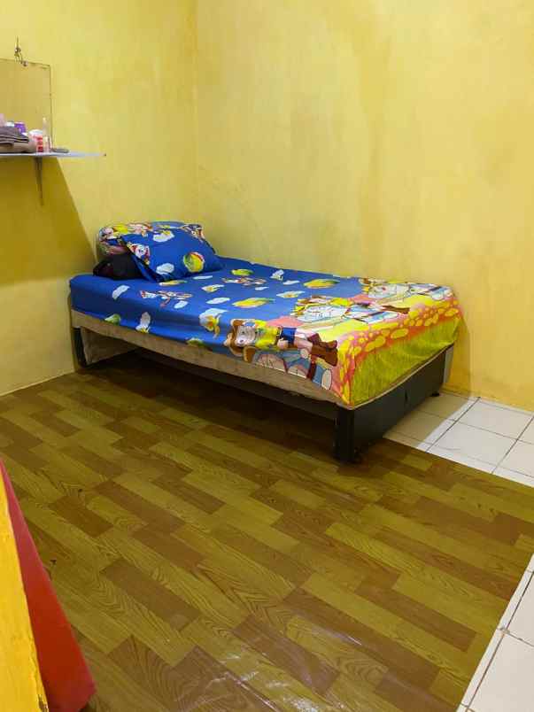 dijual kos kosan dua lantai lokasi strategis