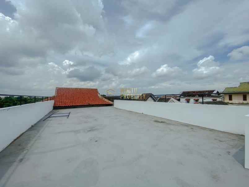 dijual kost caturtunggal depok sleman