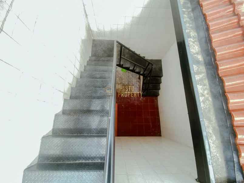 dijual kost caturtunggal depok sleman