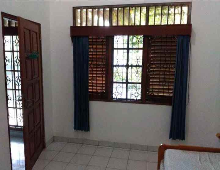 dijual kost deresan depok sleman