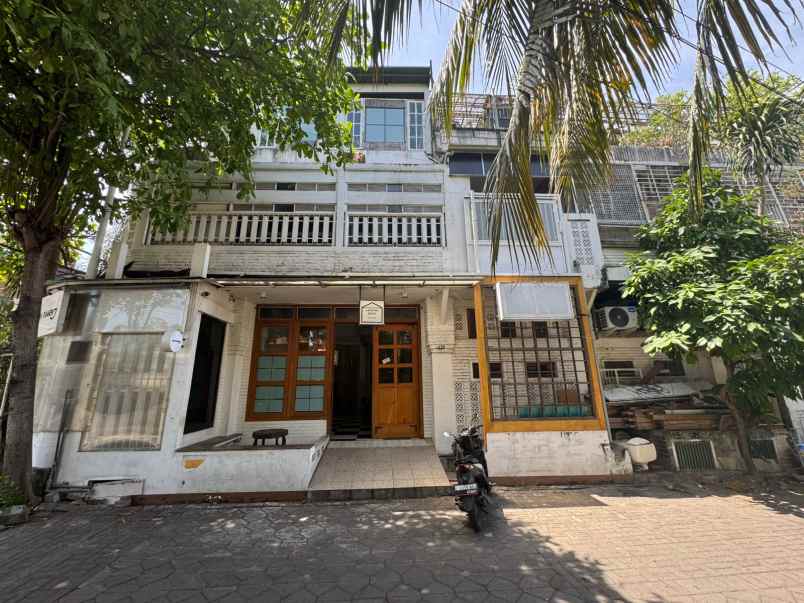 dijual kost jalan dukuh kupang