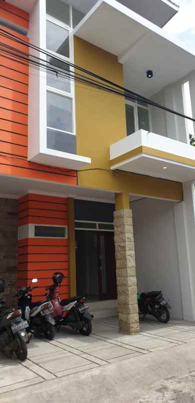 dijual kost jalan mt haryono