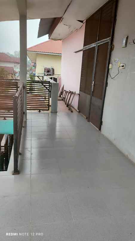 dijual kost jl soebrantas