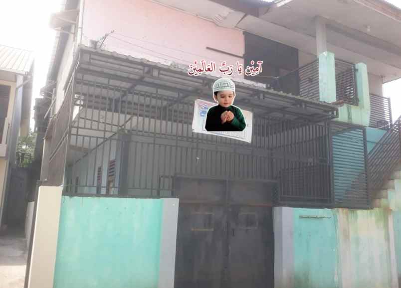 dijual kost jl soebrantas