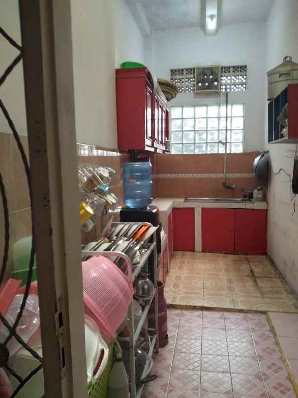 dijual kost jl taman siswa lodaya