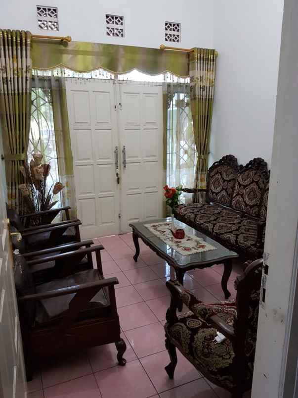 dijual kost jl taman siswa lodaya