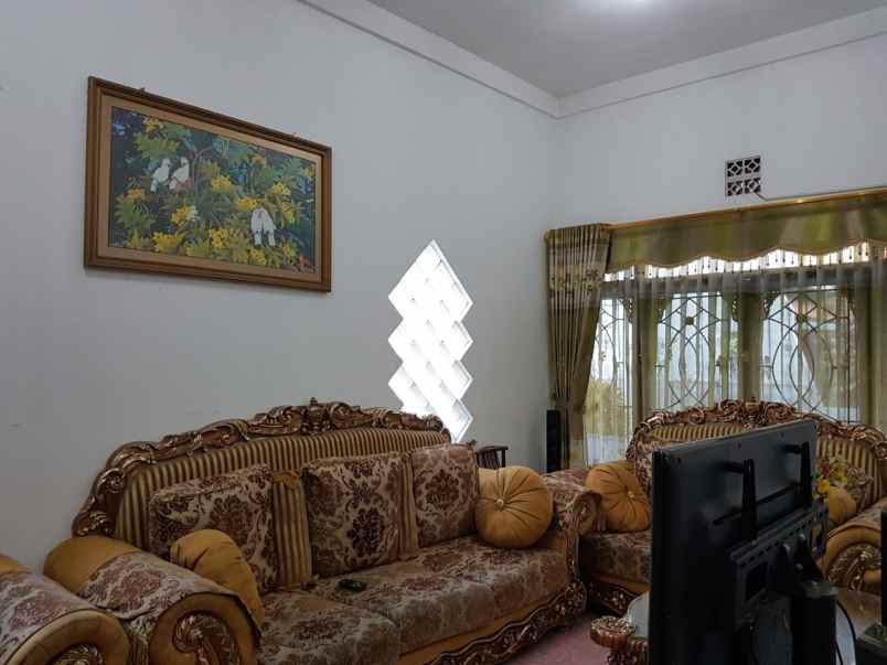 dijual kost jl taman siswa lodaya