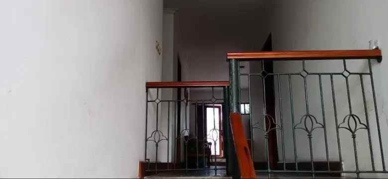 dijual kost pejaten barat