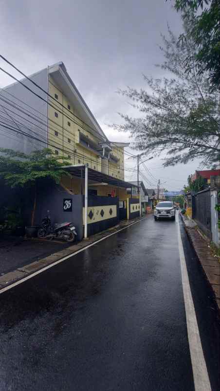 dijual kost uin ciputat