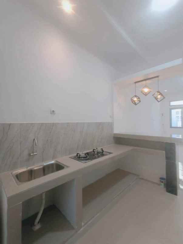 dijual lumah minimalis siap huni di bekasi timur