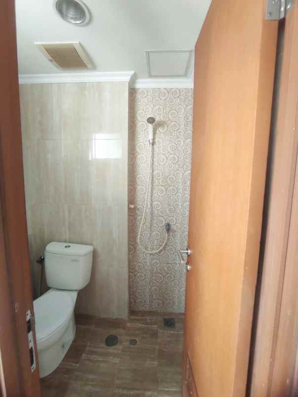 dijual murah apartemen green park view jakarta barat