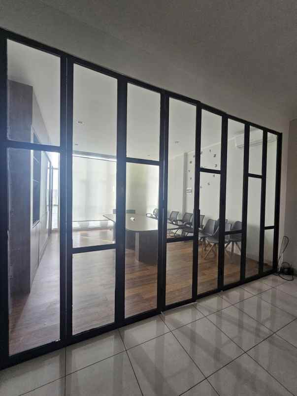 dijual ruko 3 lantai burgundy summarecon bekasi