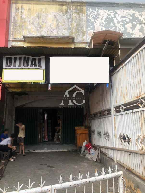 dijual ruko 3 lantai di jl mayjen panjaitan mlg