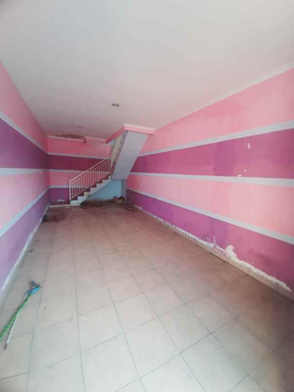 dijual ruko dekat pasar ngaliyan semarang barat