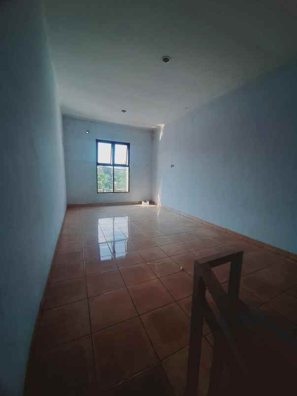 dijual ruko dekat pasar ngaliyan semarang barat