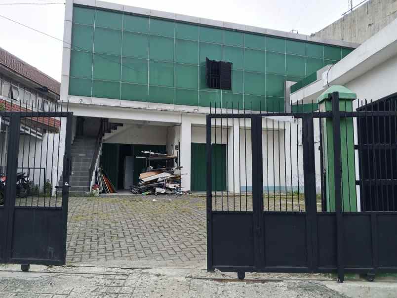 dijual ruko gudang kantor jalan cut mutia bekasi timur