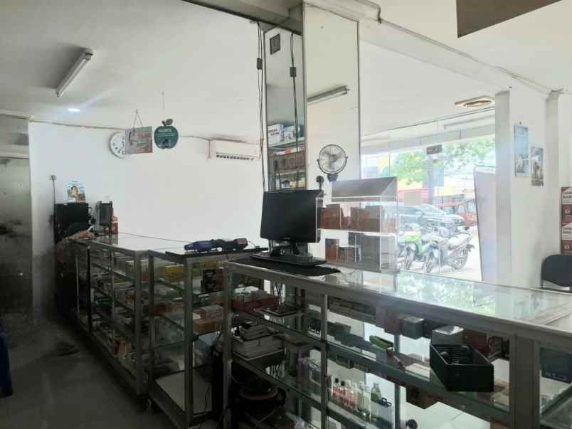 dijual ruko gudang kantor jalan raya hankam pondok