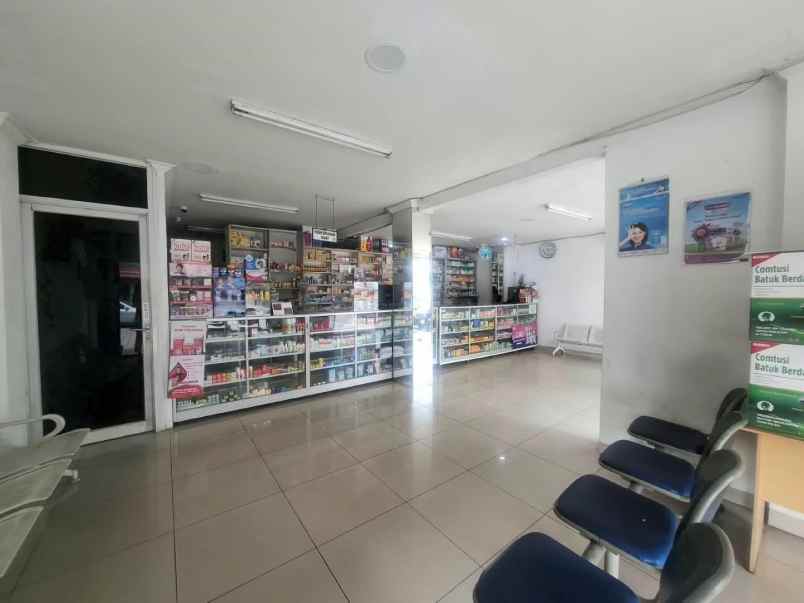 dijual ruko gudang kantor jalan raya hankam pondok