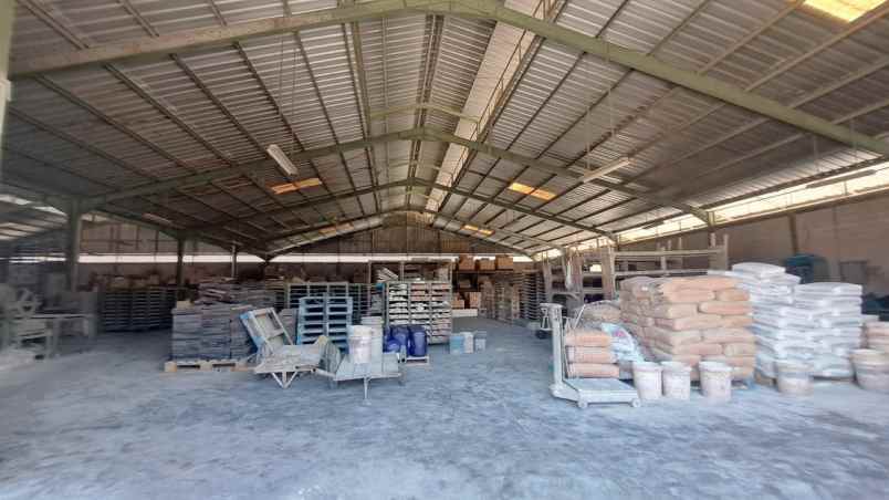 dijual ruko gudang kantor jalan raya setu bekasi