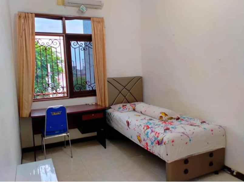 dijual ruko gudang kantor jalan tenggilis mejoyo