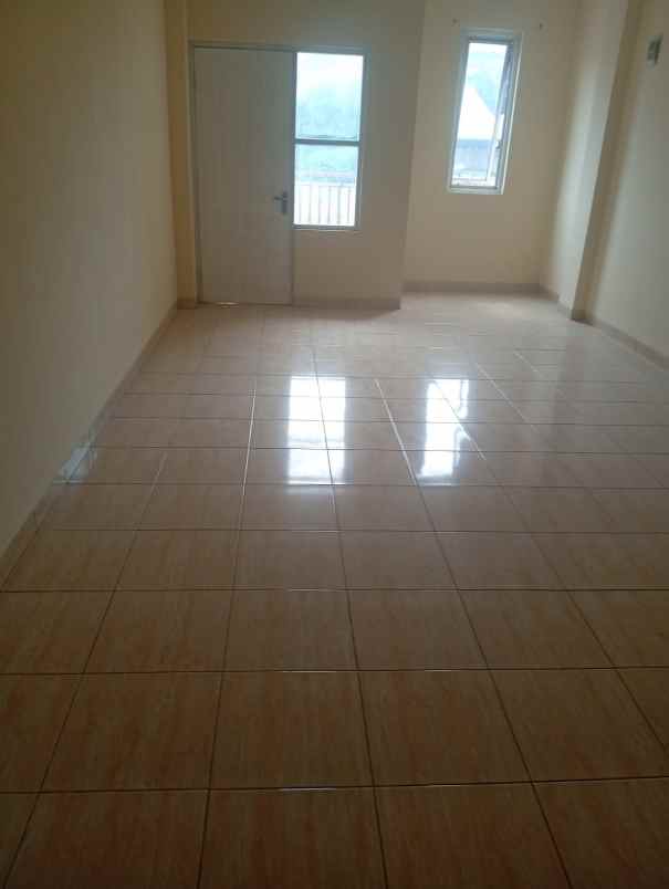 dijual ruko gudang kantor jln caringin bojong