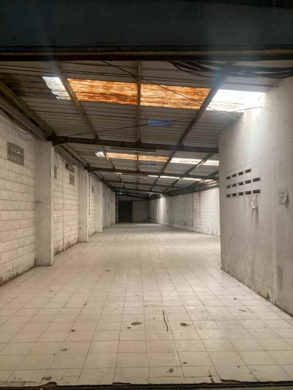 dijual ruko gudang kantor kec pasar kemis kab