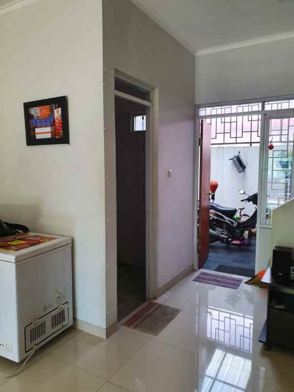 dijual ruko gudang kantor puri melia garden kolonel