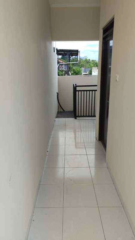 dijual ruko gudang kantor sariwangi