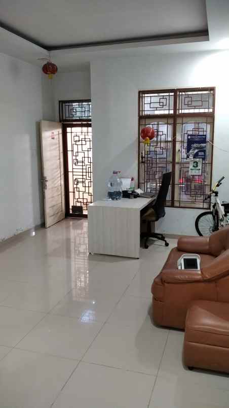 dijual ruko jln pelita 2 komplek 79 medan