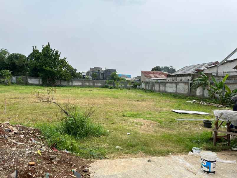 dijual rumah 2 lantai dekat sstasiun rawabuntu