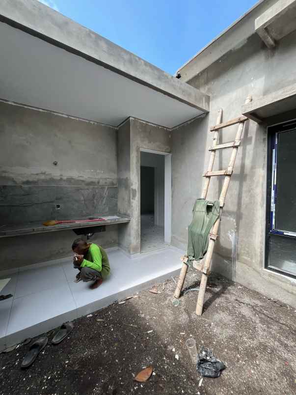 dijual rumah 50 meter jl purbaya