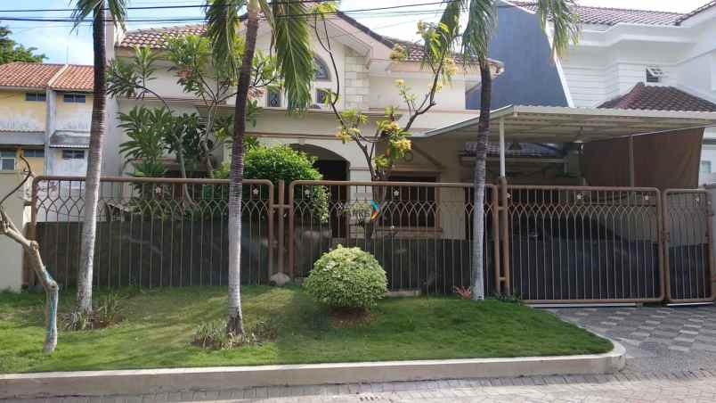 dijual rumah araya 1