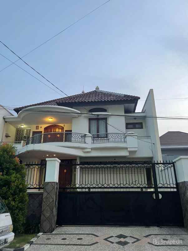 dijual rumah araya 1