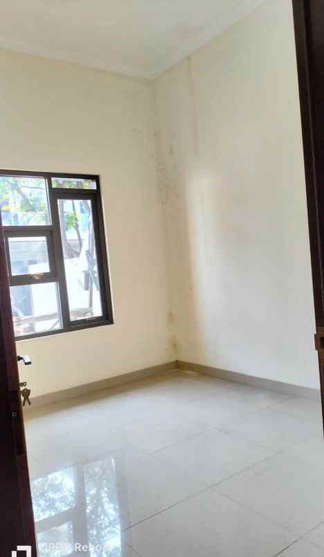 dijual rumah arcamanik