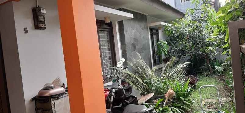 dijual rumah babakan loa