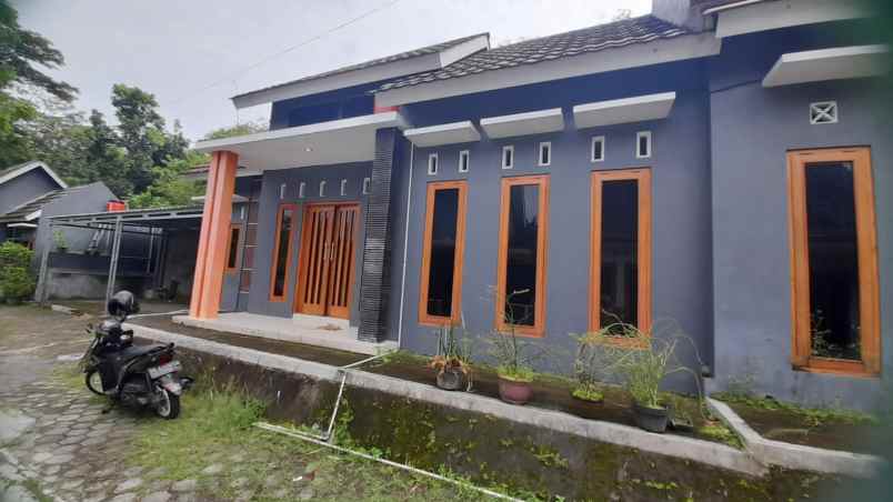 dijual rumah balecatur kec gamping