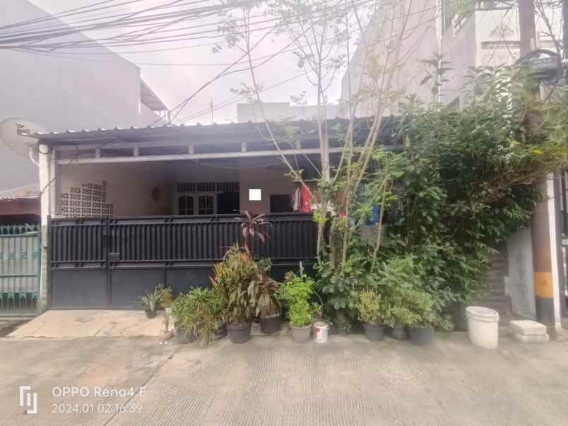 dijual rumah bangun cipta sarana bcs