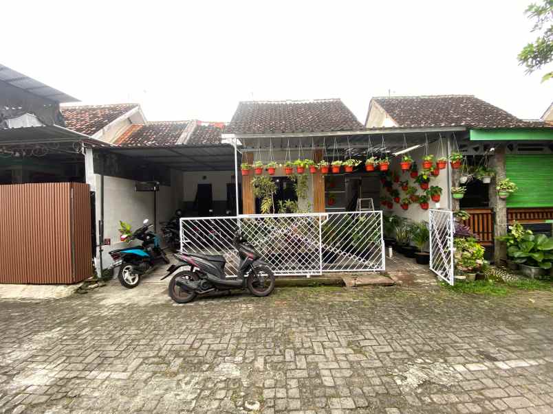 dijual rumah banguntapan bantul