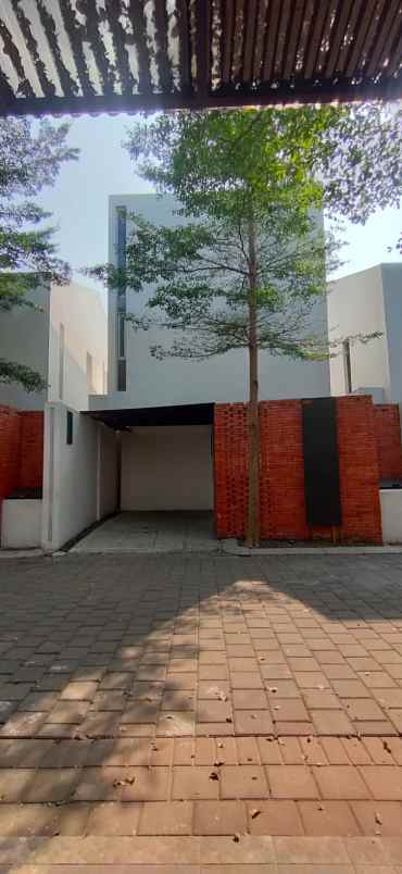 dijual rumah baru 2 lantai kota bekasi