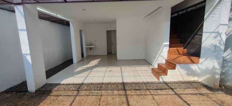 dijual rumah baru 2 lantai kota bekasi