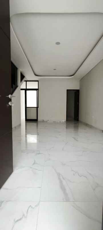 dijual rumah baru gress di lebak jaya