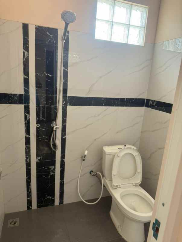 dijual rumah batiretno banguntapan bantul