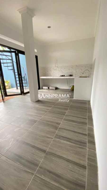 dijual rumah bella casa residence