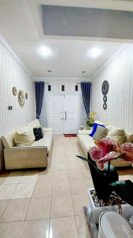 dijual rumah bintara