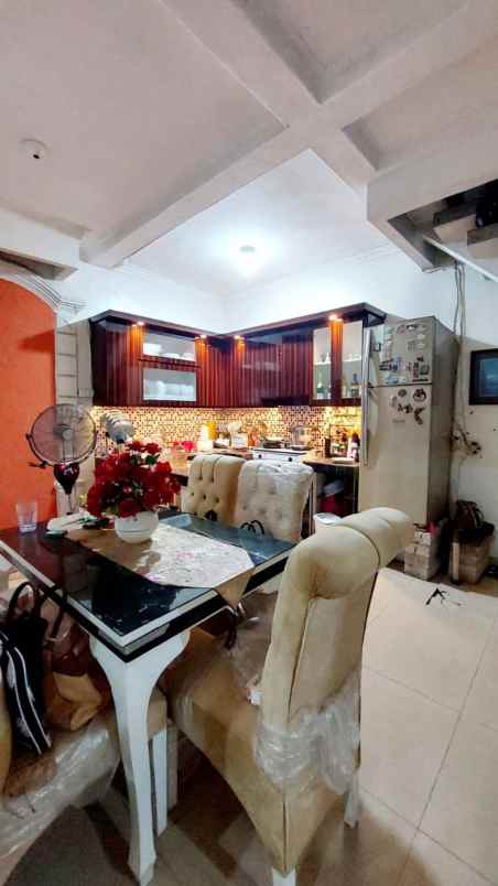 dijual rumah bintara