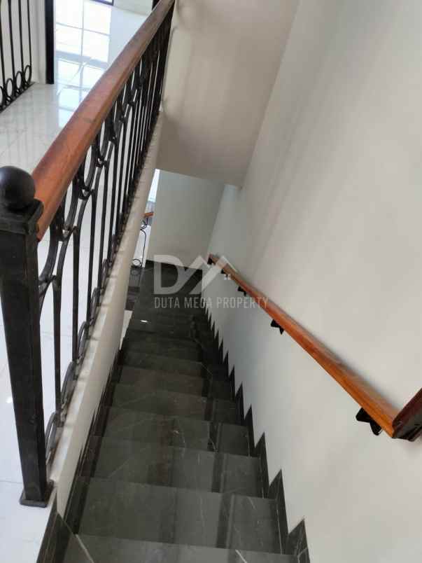 dijual rumah brand new di gading serpong