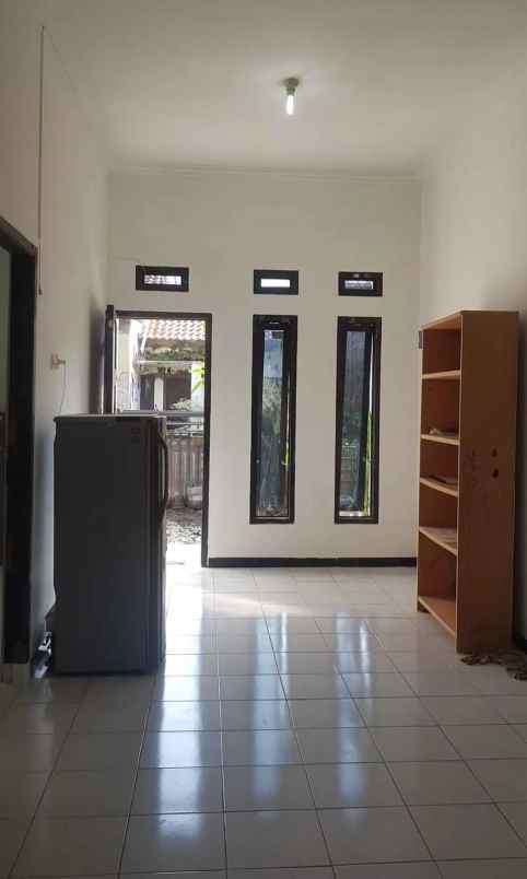 dijual rumah bulusan selatan tembalang