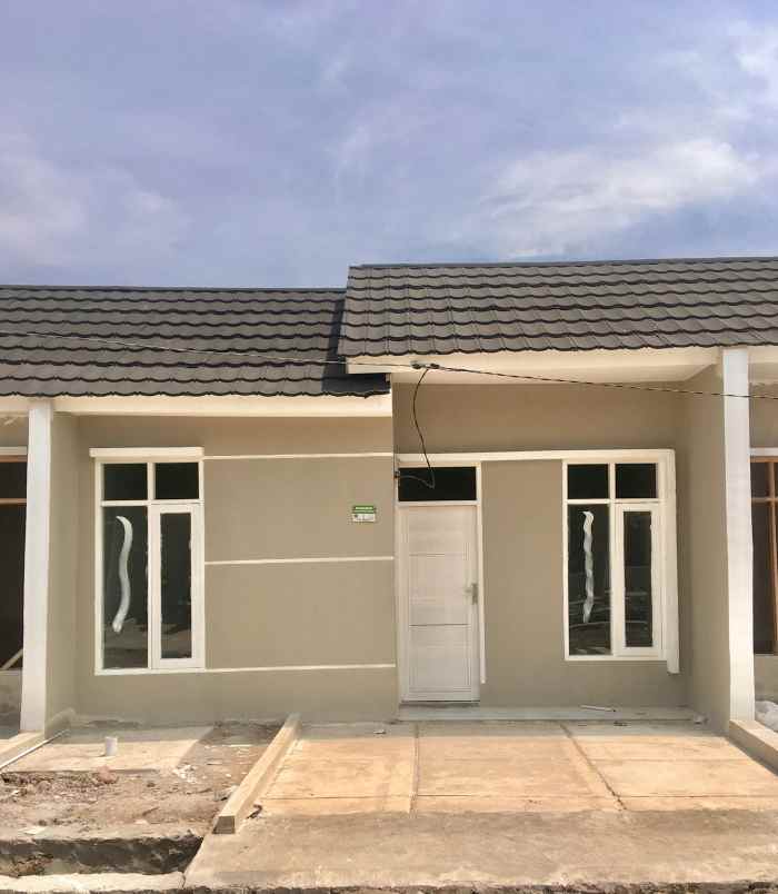 dijual rumah bumi manggung asri