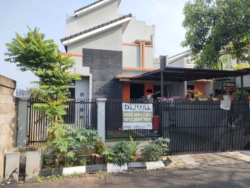 dijual rumah bumi sariwangi kel