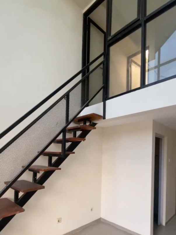 dijual rumah bumi wonorejo